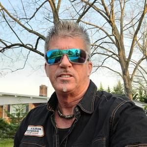 Meet your Posher, Mark